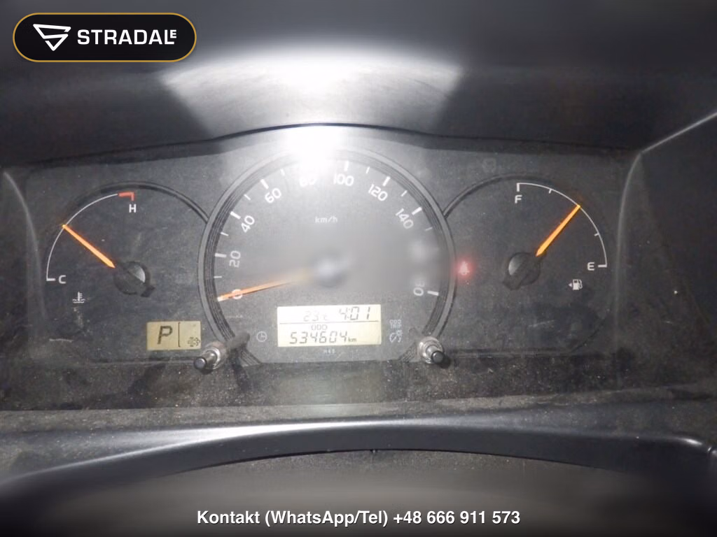 TOYOTA HIACE VAN 5D 4WD DX, miniaturka 4
