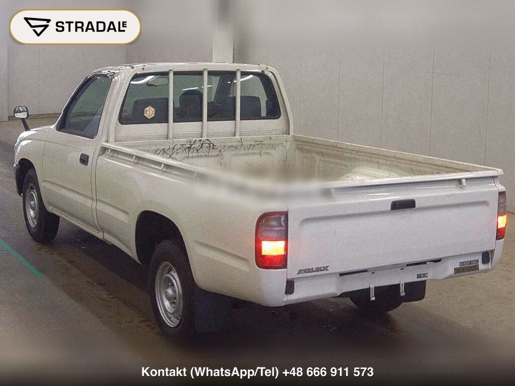 TOYOTA HILUX 2D DX, miniaturka 3