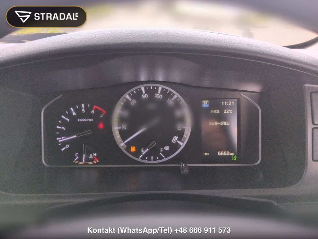 TOYOTA HIACE VAN 4D DX, miniaturka 4