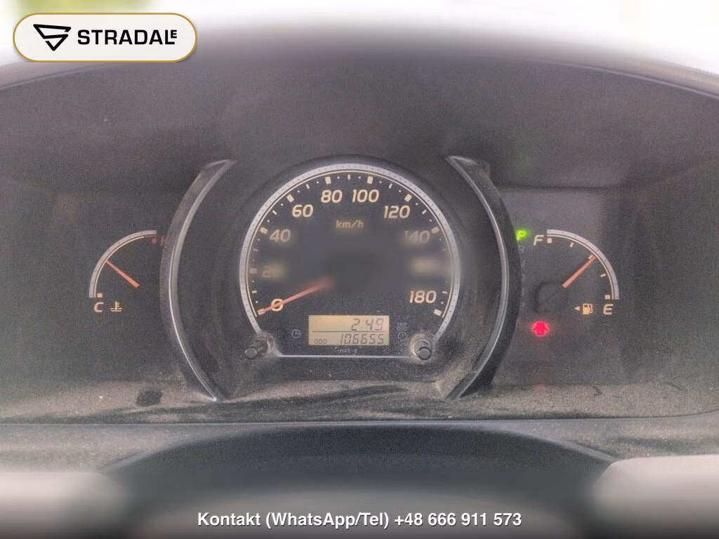 TOYOTA HIACE VAN 4D 4WD DX, miniaturka 4