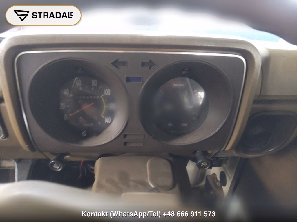 TOYOTA HIACE VAN 4D, miniaturka 4