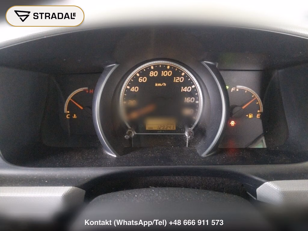 TOYOTA HIACE VAN 5D 4WD DX, miniaturka 4