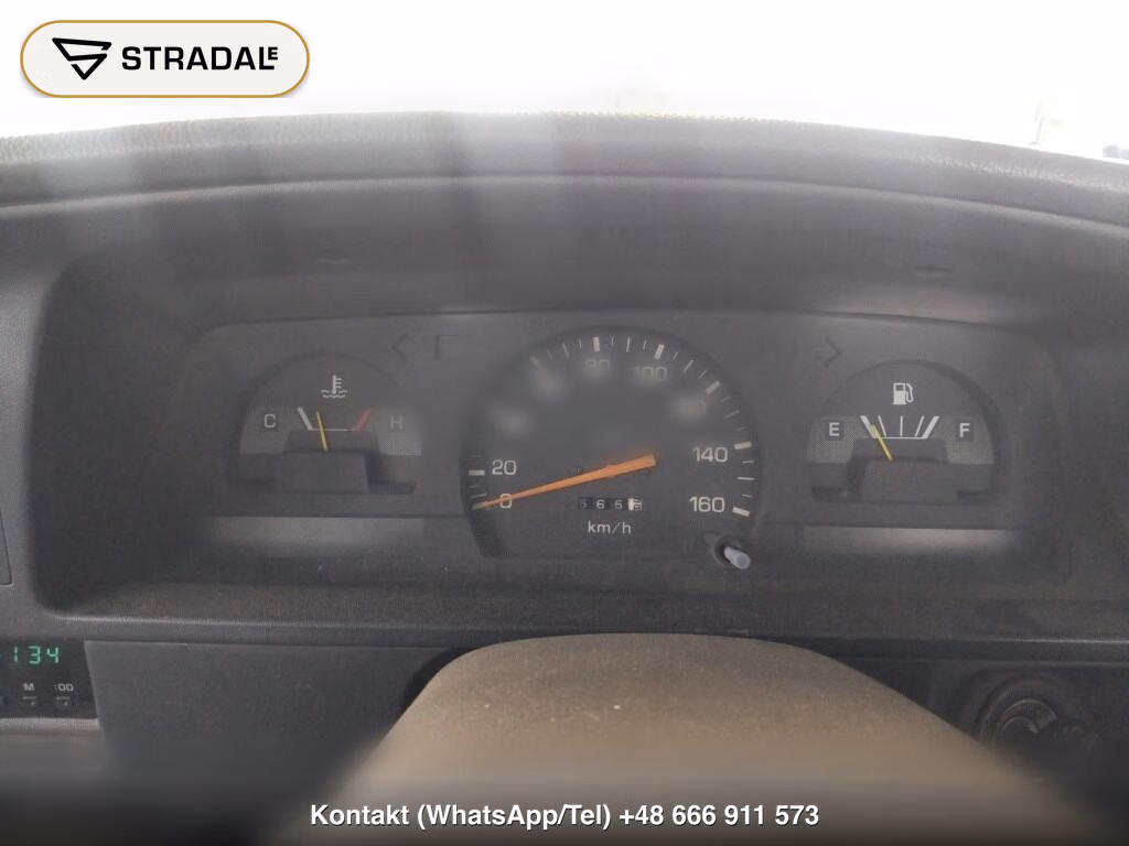 TOYOTA HILUX DX, miniaturka 4