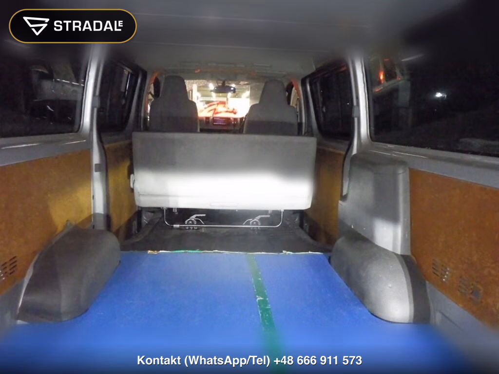 TOYOTA HIACE VAN 5D DX, miniaturka 7