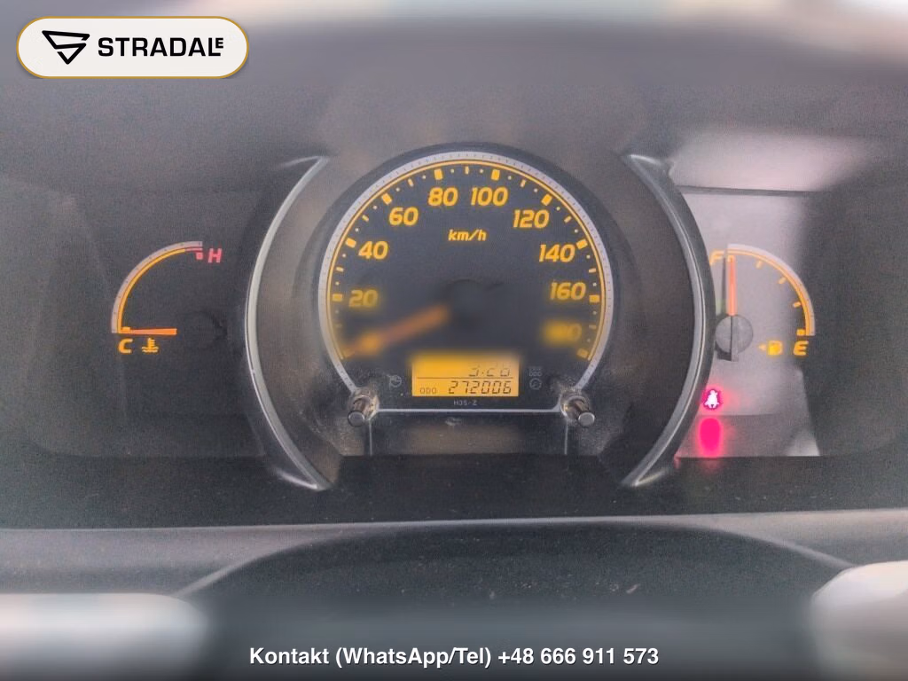 TOYOTA HIACE VAN 5D DX, miniaturka 4