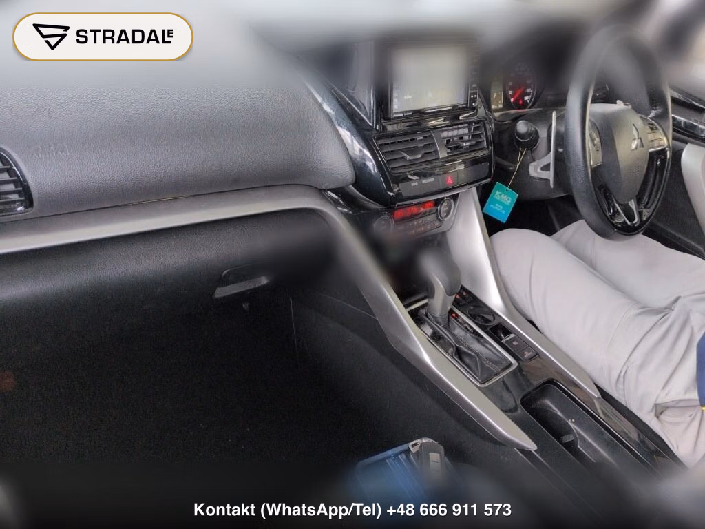 MITSUBISHI ECLIPSE CROSS G, miniaturka 4