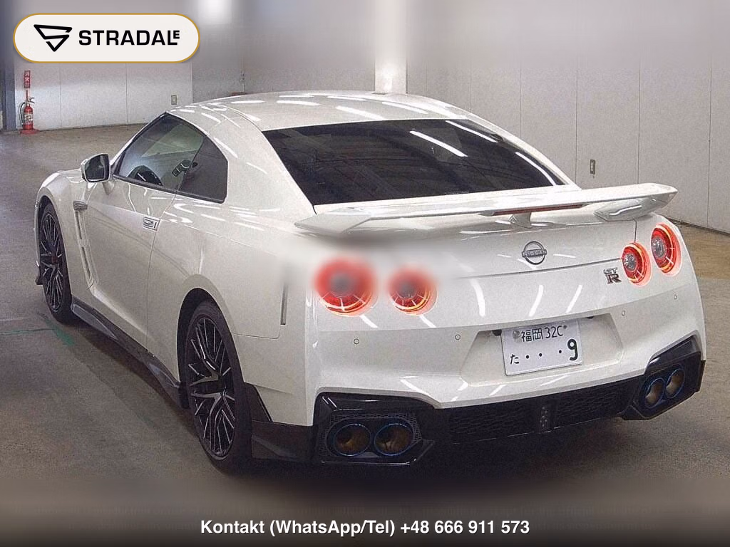 NISSAN GT-R 4WD BLACK EDITION, miniaturka 3