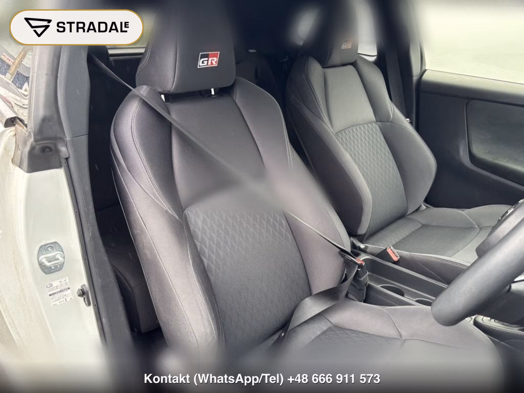 TOYOTA GR YARIS RS, miniaturka 9