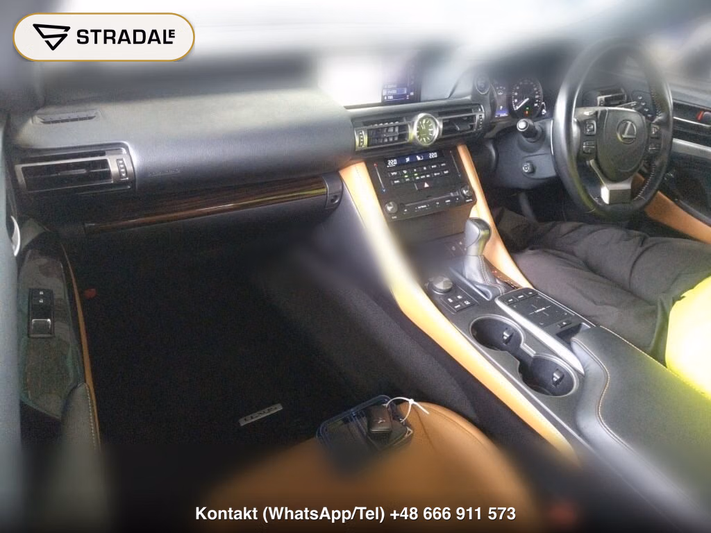 LEXUS RC RC300H VERSION L, miniaturka 4