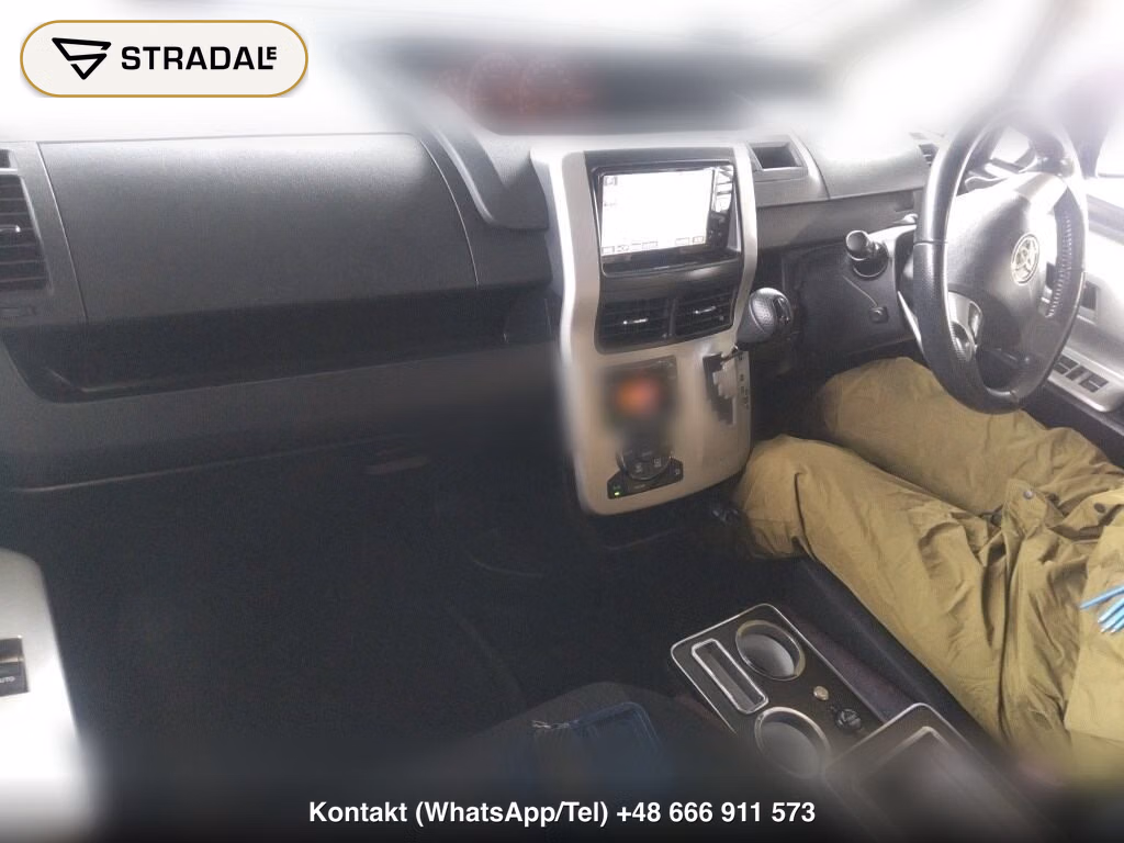 TOYOTA VOXY ZS, miniaturka 4
