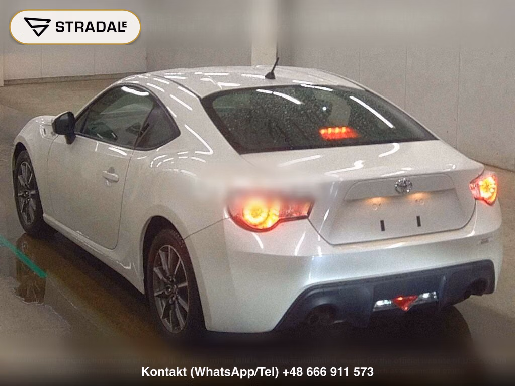 TOYOTA 86 G, miniaturka 3