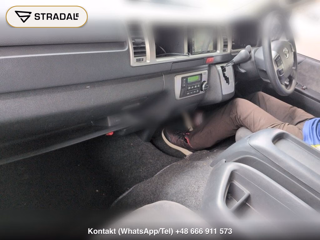 TOYOTA HIACE WAGON 4D GL, miniaturka 4