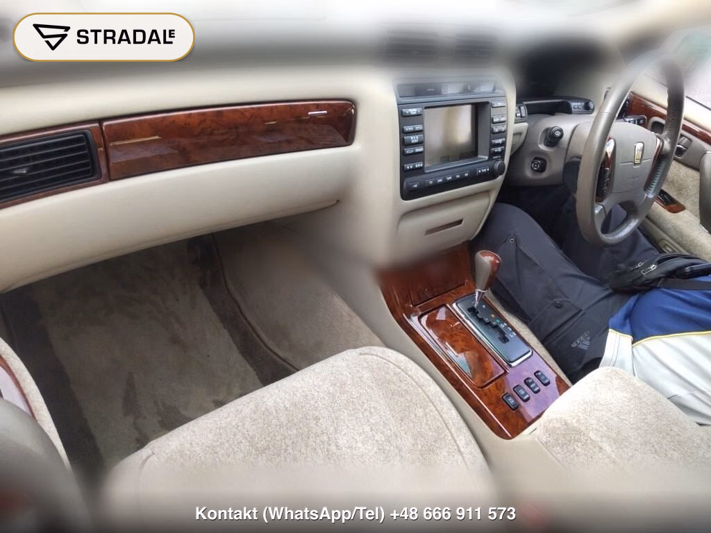 TOYOTA CROWN MAJESTA 4D 4.0C TYPE, miniaturka 4