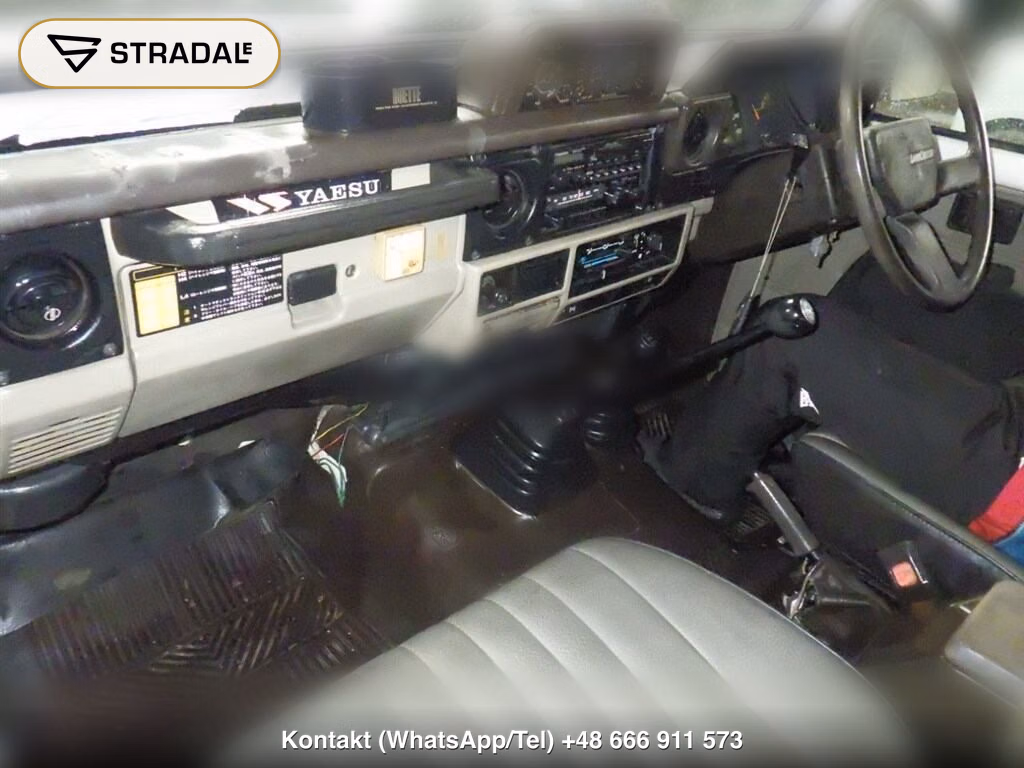 TOYOTA LAND CRUISER 70 3D 4WD, miniaturka 4