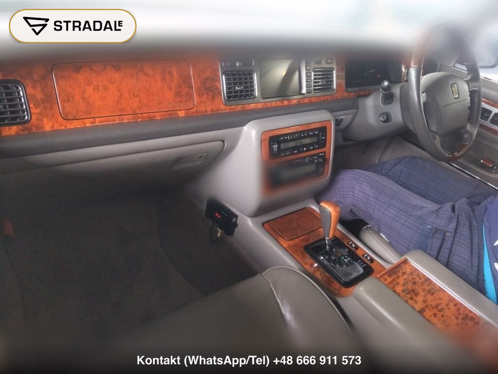 TOYOTA CENTURY 4D STANDARD VERSION, miniaturka 4