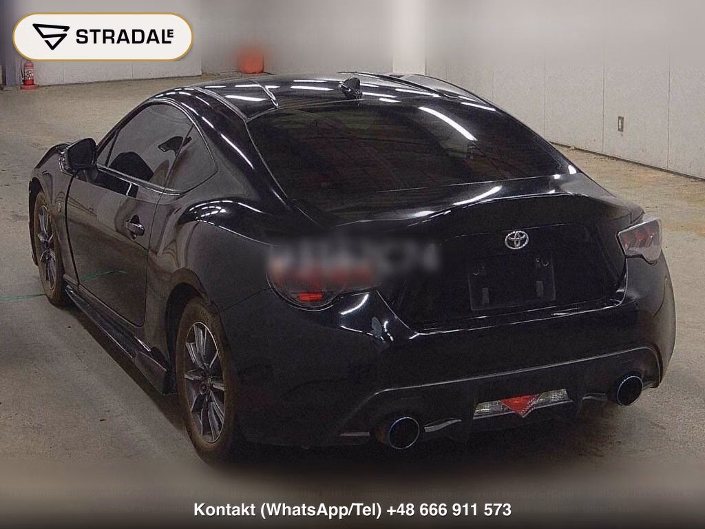 TOYOTA 86 G, miniaturka 3