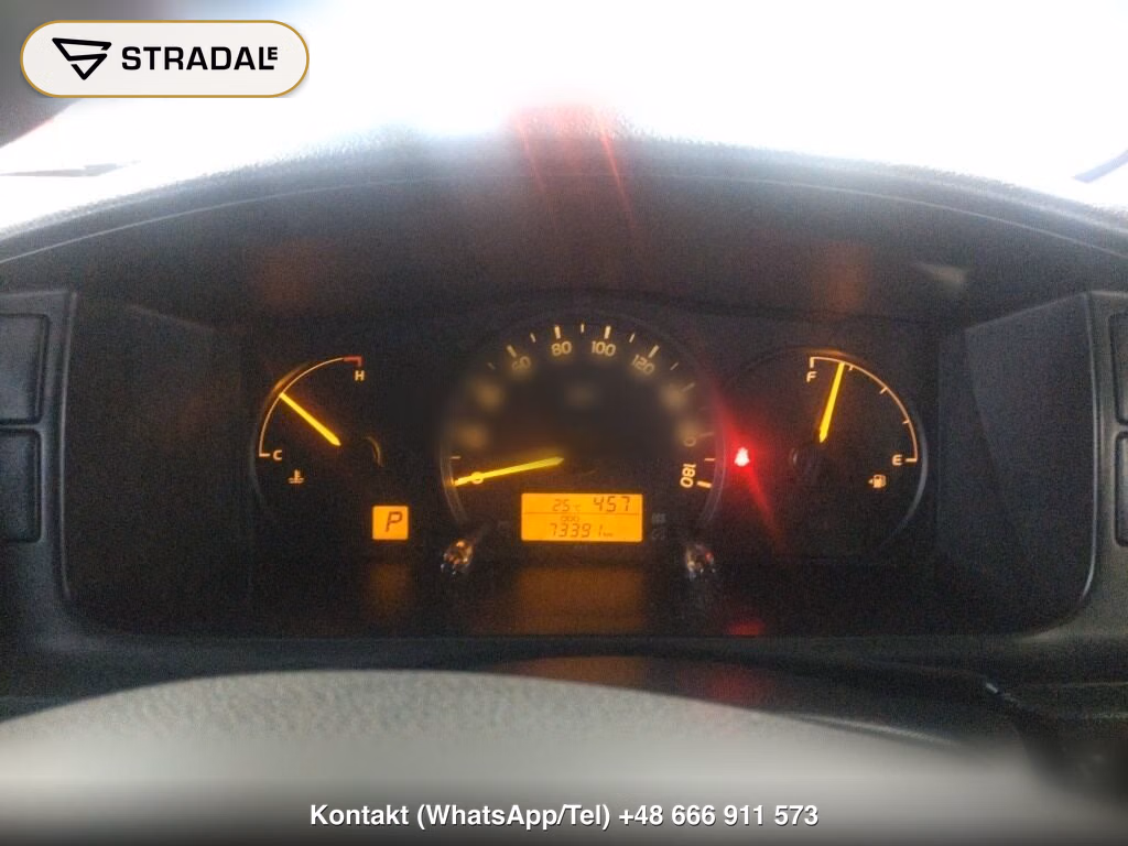 TOYOTA HIACE VAN 4D WELCAB, miniaturka 4
