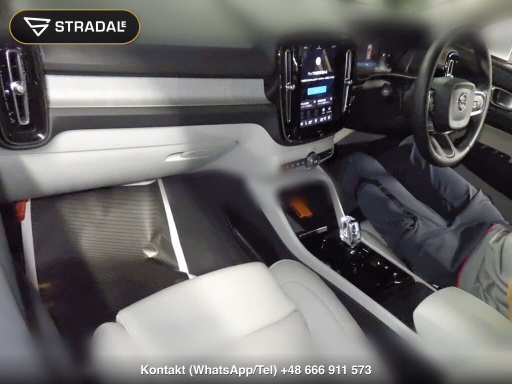 VOLVO XC40 4WD ULTIMATE B4 AWD, miniaturka 4