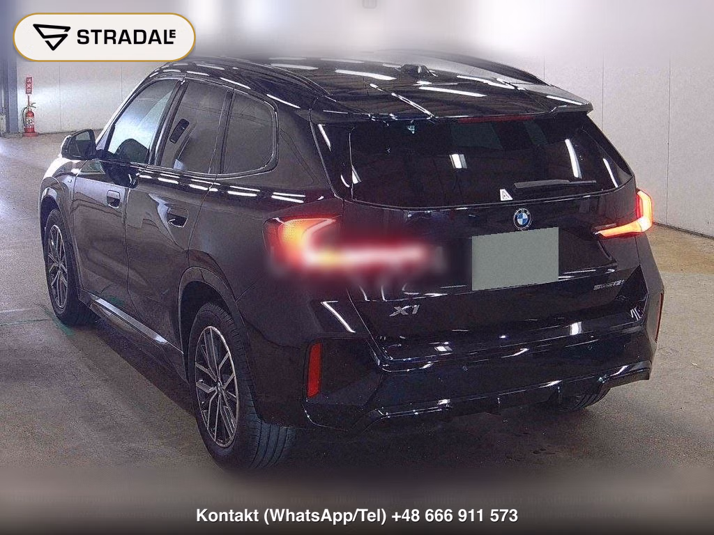 BMW X1 SDRIVE 18I M-SPORT, miniaturka 3