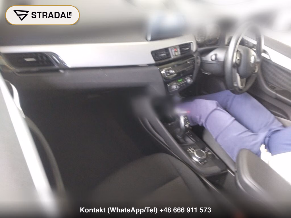 BMW X1 SDRIVE 18I, miniaturka 4