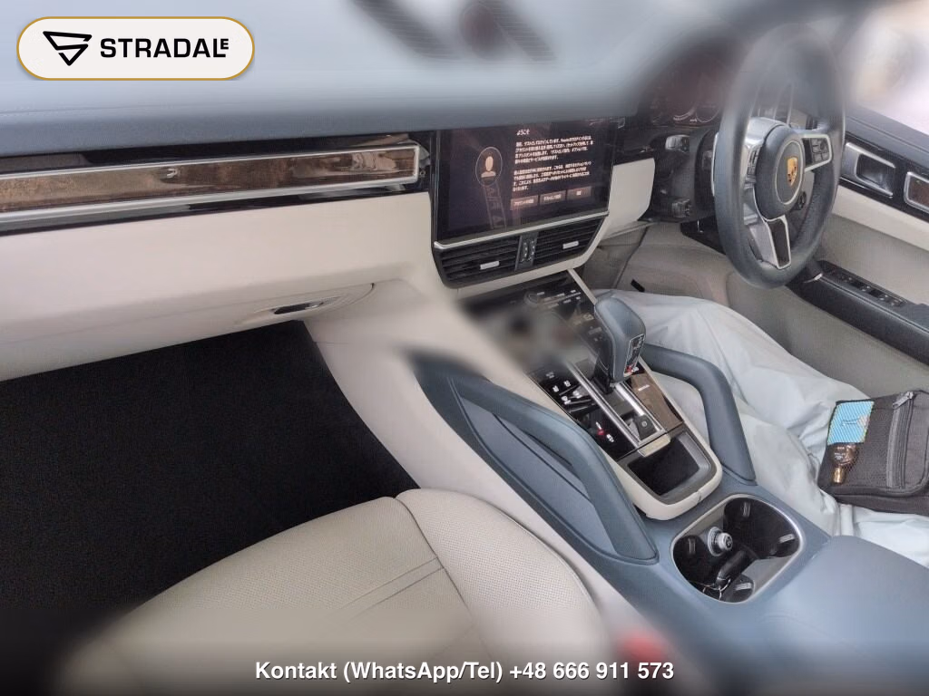 PORSCHE CAYENNE COUPE 4WD E-HYBRID PLATINUM EDITION, miniaturka 4
