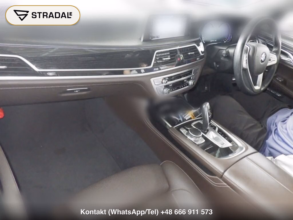 BMW 7 SERIES 740I M-SPORT, miniaturka 4