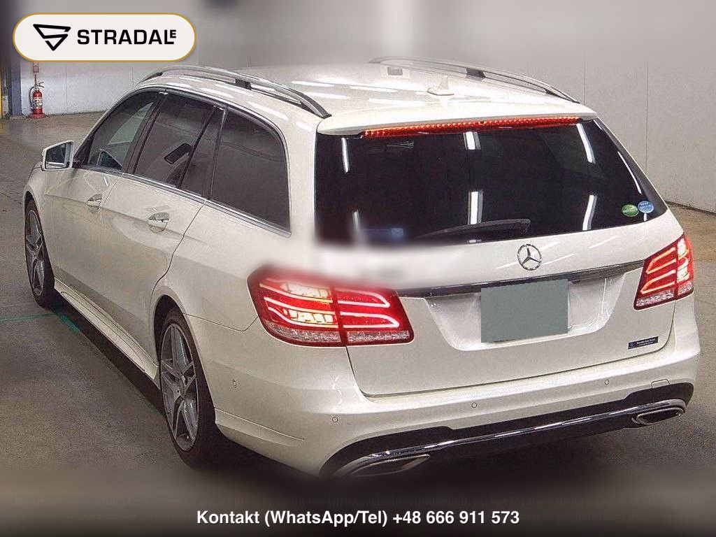MERCEDES BENZ E-CLASS STATIONWAGON E250 STATIONWAGON AVANTGARDE, miniaturka 3