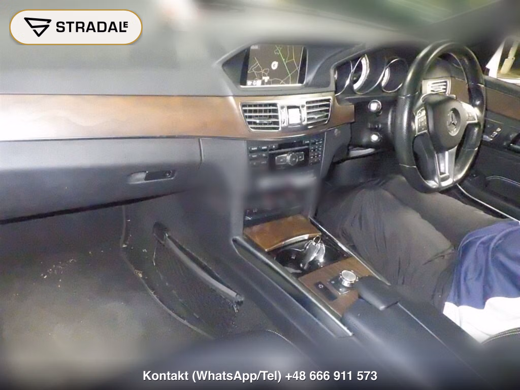 MERCEDES BENZ E-CLASS STATIONWAGON E250 STATIONWAGON AVANTGARDE, miniaturka 4