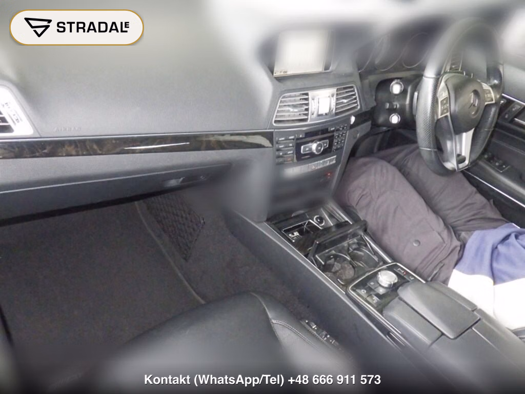 MERCEDES BENZ E-CLASS OP E250 CABRIOLET AMG SPORTS PACKAGE, miniaturka 4