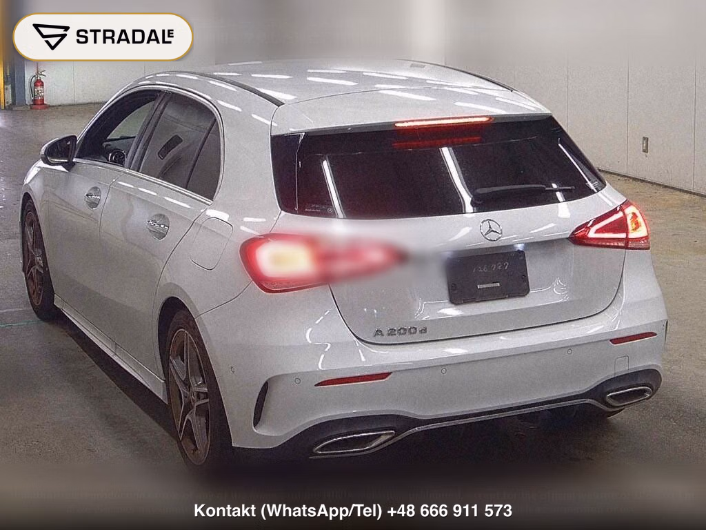 MERCEDES BENZ A-CLASS A200D AMG LINE, miniaturka 3