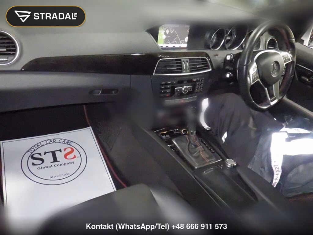 MERCEDES BENZ C-CLASS 4D C180 AVANTGARDE AMG SPORTS PACKAGE PLUS, miniaturka 4
