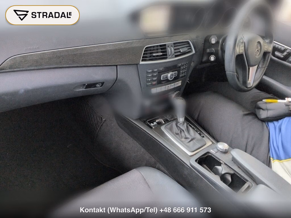 MERCEDES BENZ C-CLASS 4D C180 BLUEEFFICIENCY AVANTGARDE, miniaturka 4