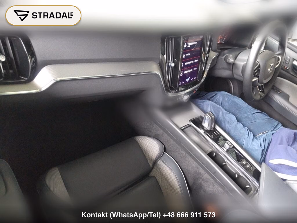 VOLVO V60 B5 R-DESIGN, miniaturka 4