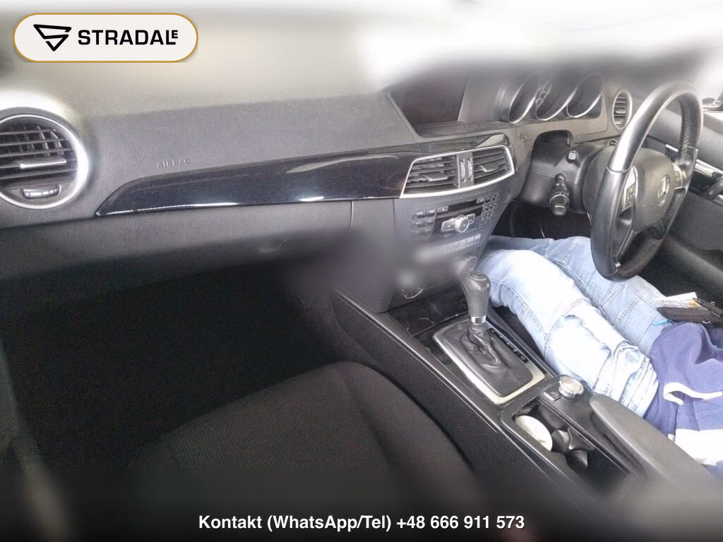 MERCEDES BENZ C-CLASS STATIONWAGON C200 BLUEEFFICIENCY STATIONWAGON, miniaturka 4