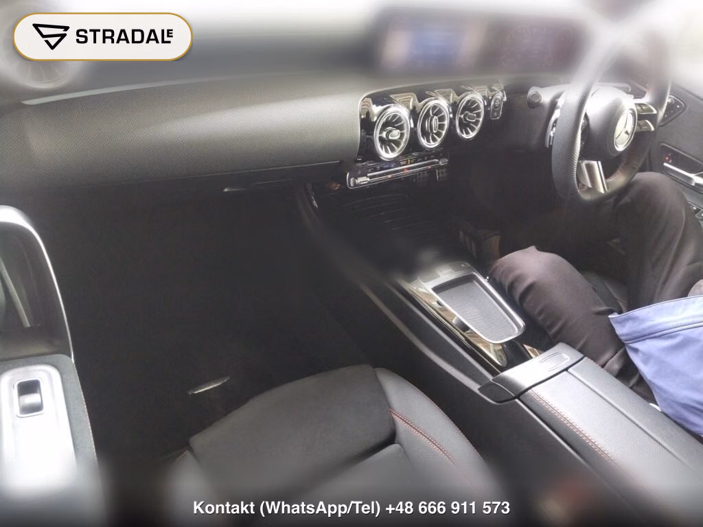 MERCEDES BENZ A-CLASS SEDAN A200D SEDAN AMG LINE, miniaturka 4