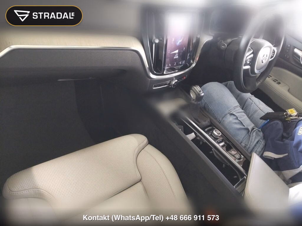 VOLVO V60 4WD CROSS COUNTRY T5 AWD PRO, miniaturka 4