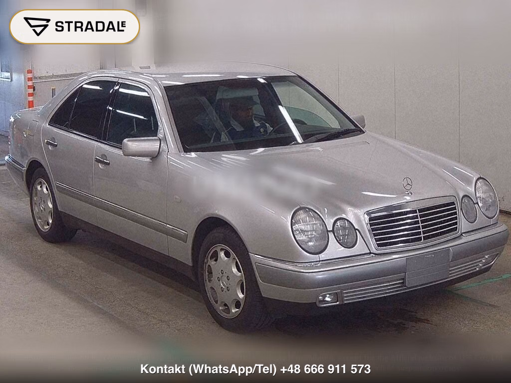 MERCEDES BENZ E-CLASS 4D E320, miniaturka 2