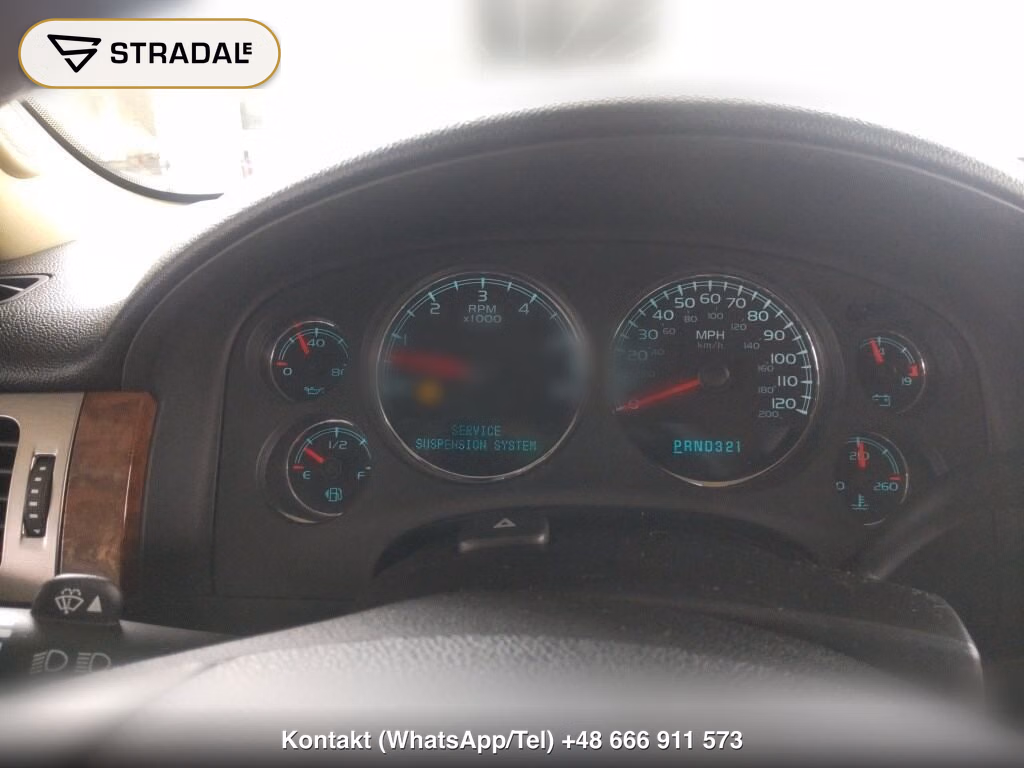 CHEVROLET SUBURBAN 4WD, miniaturka 7