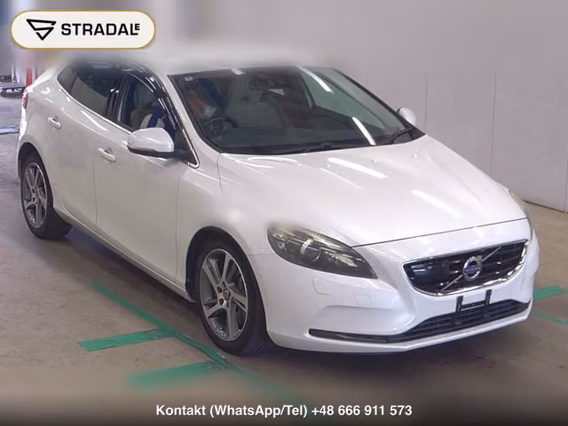 VOLVO V40 D4 SE 2015, samochód z aukcji Japonii