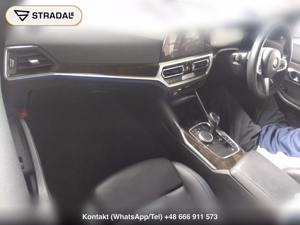BMW 3 SERIES 4D 330I M SPORT, miniaturka 4