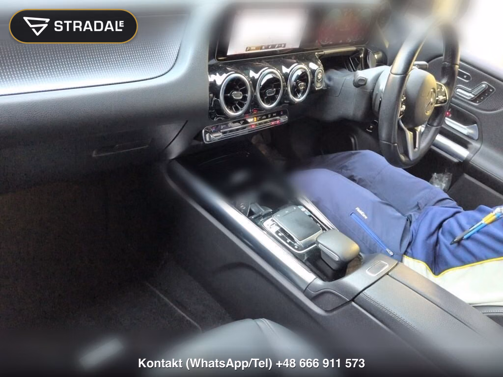 MERCEDES BENZ B-CLASS B180, miniaturka 4