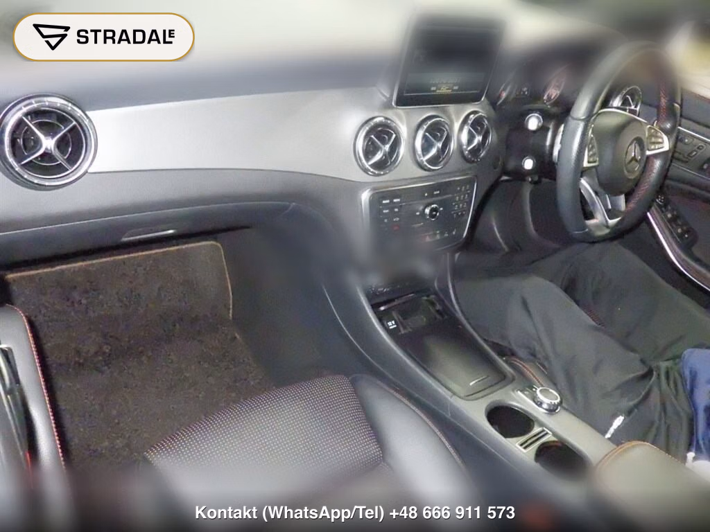 MERCEDES BENZ CLA-CLASS CLA180 AMG LINE, miniaturka 4