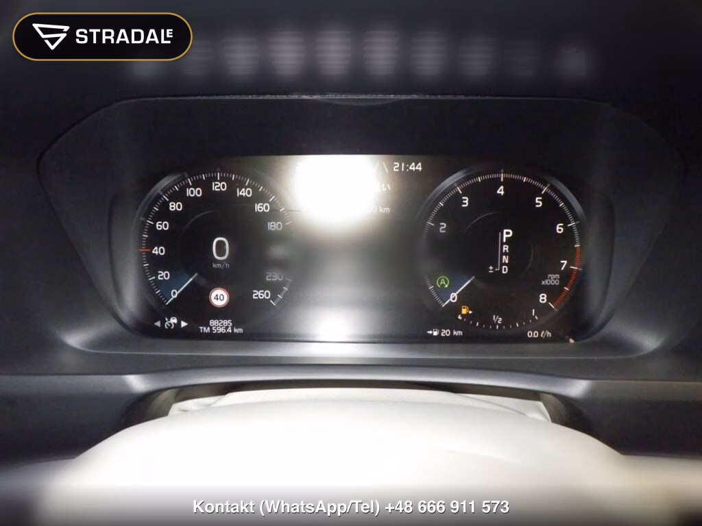 VOLVO XC90 4WD T5 AWD MOMENTUM, miniaturka 7
