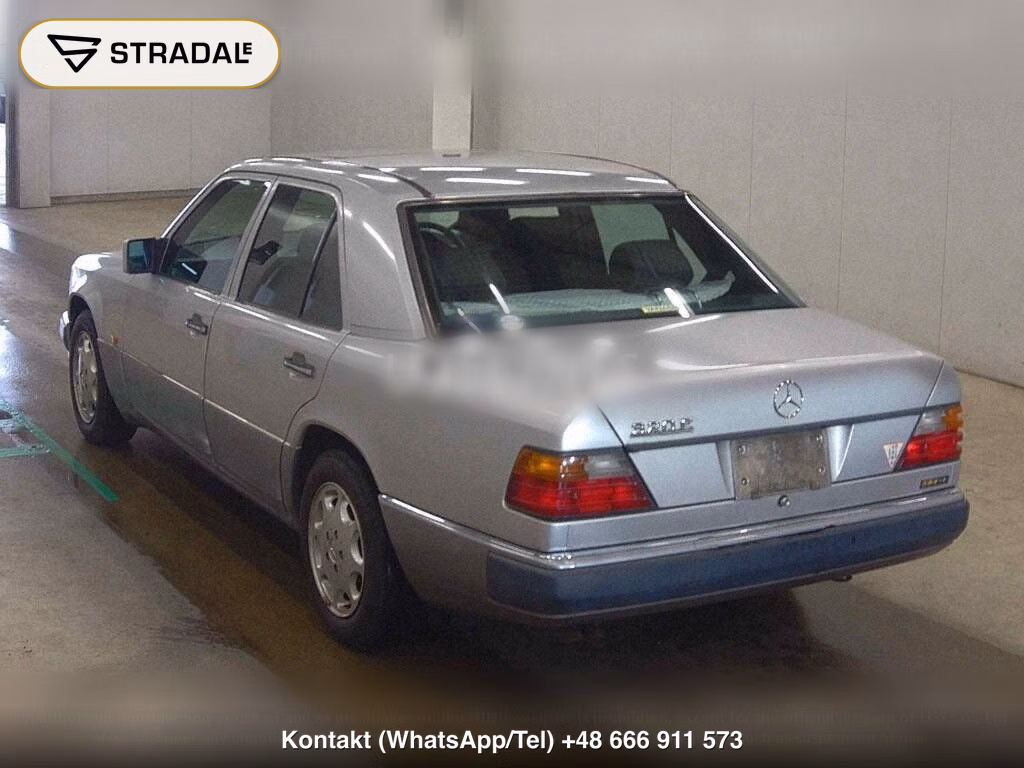 MERCEDES BENZ E-CLASS 4D, miniaturka 3