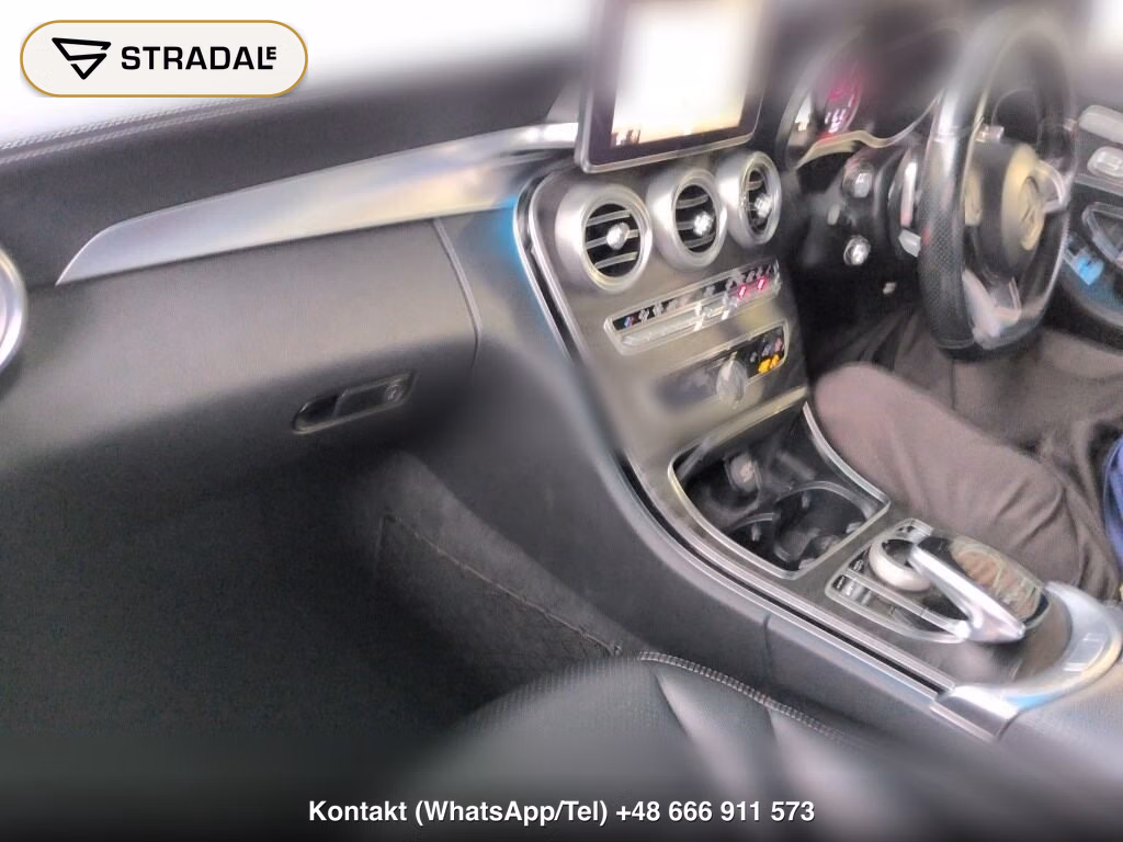 MERCEDES BENZ C-CLASS 4D C180 AVANTGARDE AMG LINE, miniaturka 4