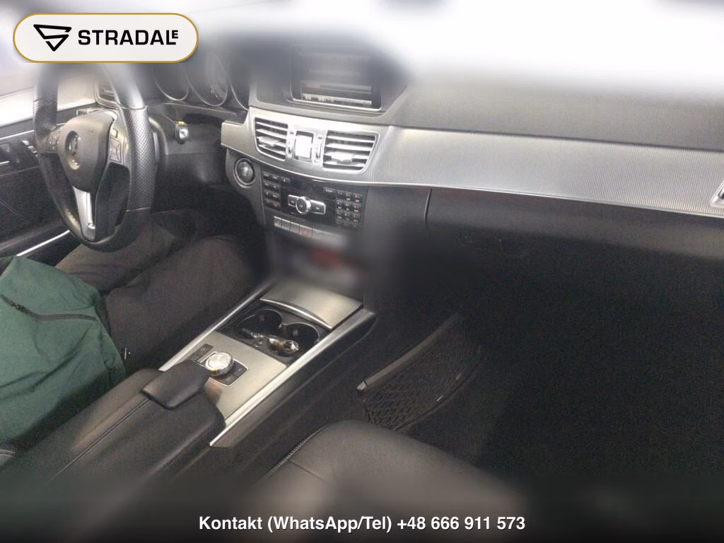 MERCEDES BENZ E-CLASS 4D 4WD E300 4MATIC AVANTGARDE, miniaturka 4