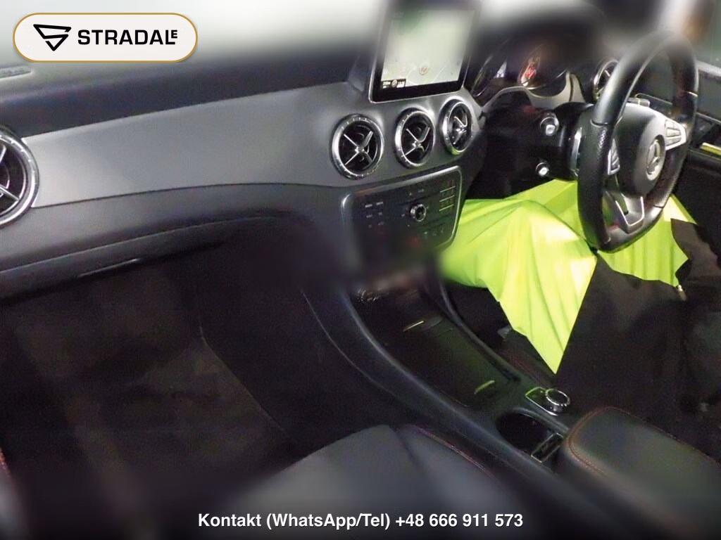MERCEDES BENZ CLA-CLASS CLA180 AMG LINE, miniaturka 4