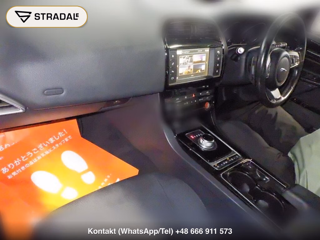 JAGUAR XE XE 20T PURE, miniaturka 4