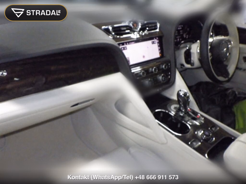 BENTLEY BENTAYGA 4WD BASE GRADE, miniaturka 4