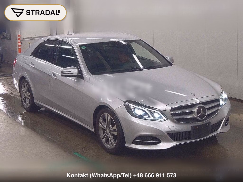 MERCEDES BENZ E-CLASS 4D 4WD E300 4MATIC AVANTGARDE, miniaturka 2